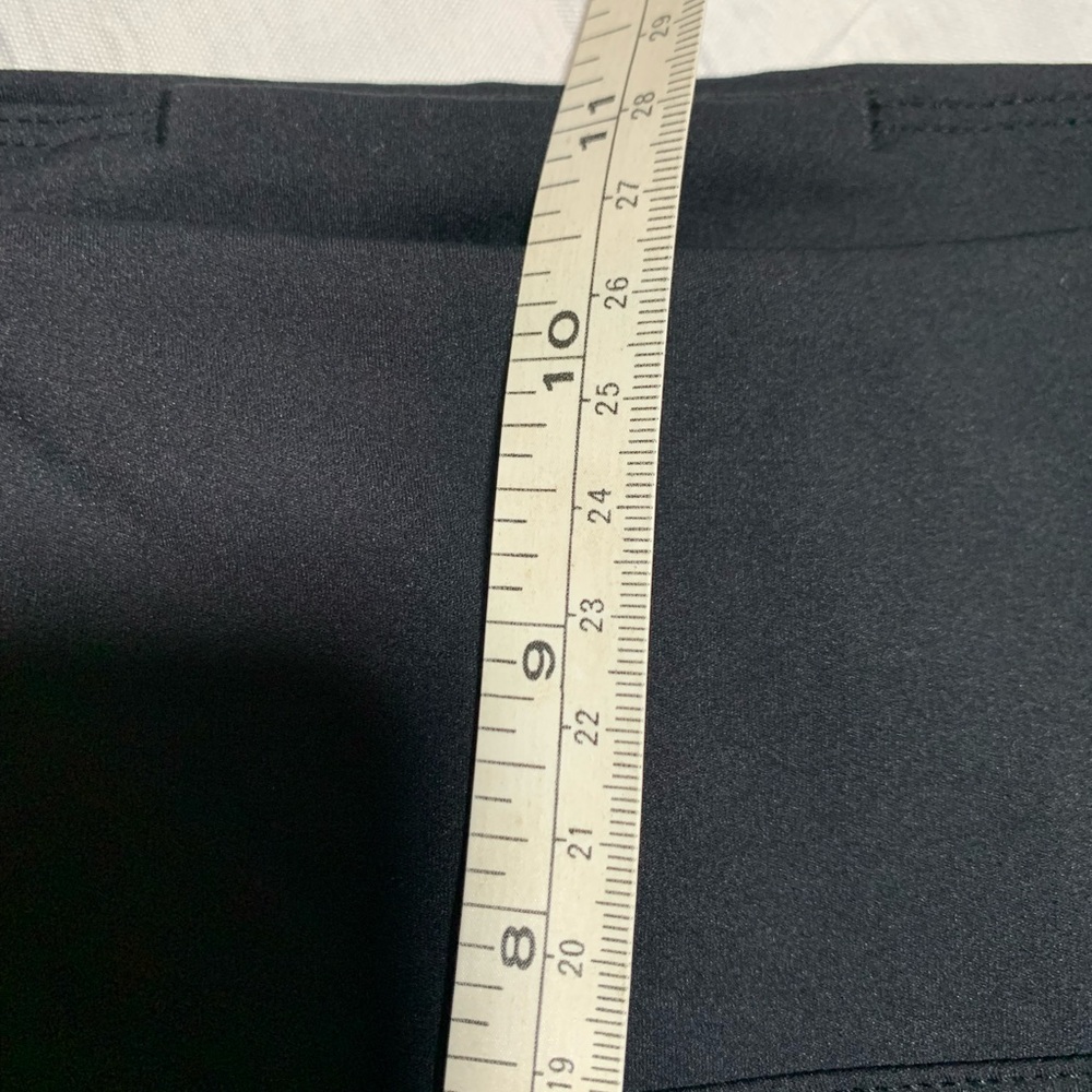Zyia black leggings. Crop. Size 12. - Picture 10 of 12